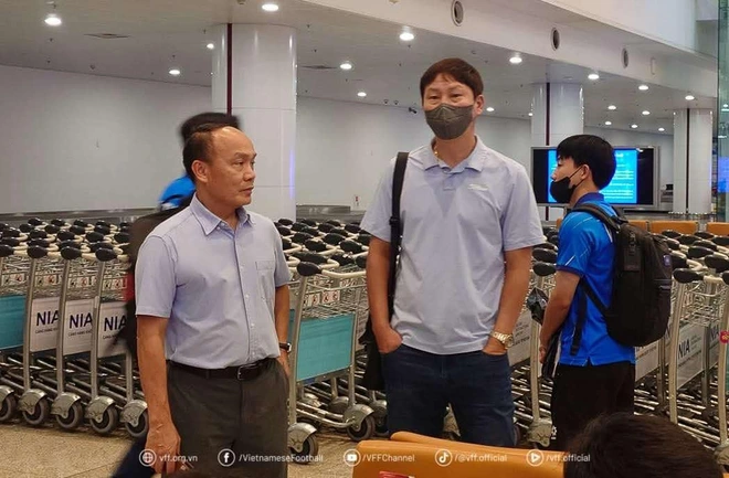 THAT THUA TRƯỚC MALAYSIA: HLV KIM SANG-SIK ĐỂ LẠI NHIỀU KÌ VỌNG! LIỆU ĐỘI TUYỂN VIỆT NAM CÓ THỂ LẬP CHỨC VÀ TRỞ LẠI MẠNH MẼ TRONG THÁNG 10?