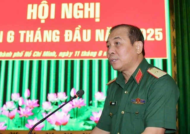 TP.HCM KÊU GỌI GIỮ VỮNG TRỤ SỞ QUÂN SỰ ĐỂ BẢO ĐẢM AN NINH QUỐC PHÒNG!