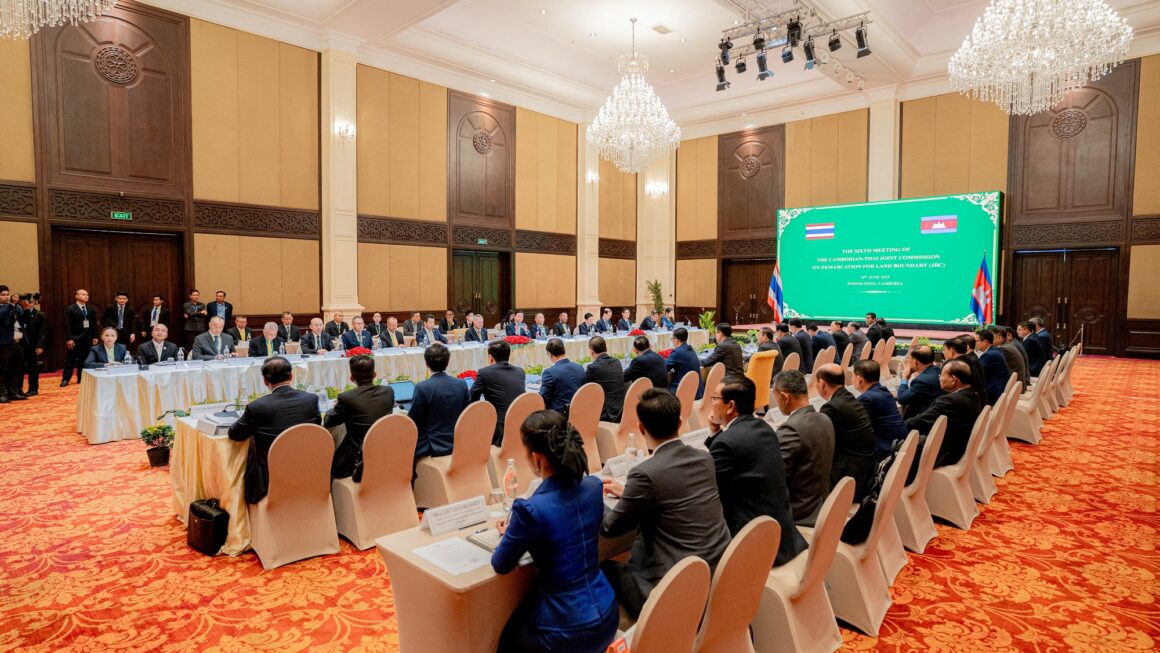 CAMPUCHIA VÀ THÁI LAN ĐỒNG Ý GÌ TRONG BẢN ĐỒ BIÊN GIỚI MỚI?