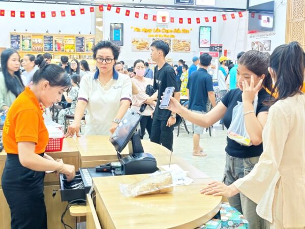 KHÓ KHĂN CỦA HỘ KINH DOANH TRƯỚC ÁP LỰC THUẾ GTGT VÀ CHÍNH SÁCH CHUYỂN ĐỔI!
