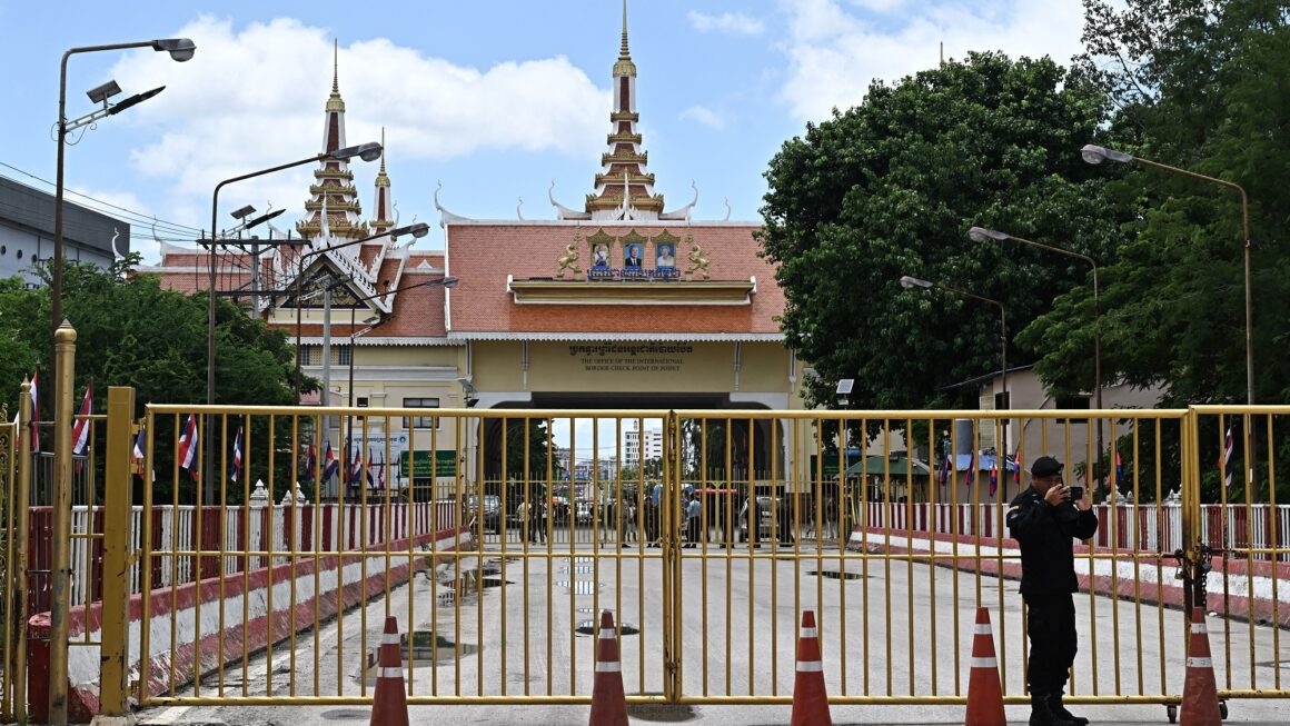CUỘC CHIẾN NGẦM TRÊN BIÊN GIỚI THÁI LAN – CAMPUCHIA ĐANG DÀNH CHO AI BIẾT RÕ!