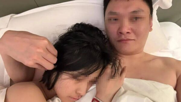 BẤT NGỜ VỀ CỰU GIÁM ĐỐC 200 HỢP ĐỒNG TÌNH ÁI VỚI ĐIỀU KHOẢN QUÁ QUÁ QUÁ QUÁ QUÁ GÂY SỐC MXH!