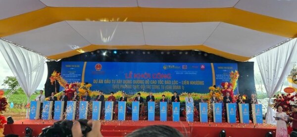 KHỞI ĐỘNG CAO TỐC BẢO LỘC – LIÊN KHƯƠNG GIẢI QUÁ TẢI, RÚT NGẮN THỜI GIAN TPHCM – ĐÀ LẠT CÒN 3 GIỜ!