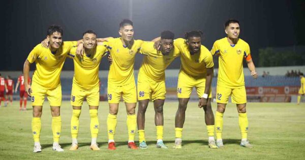 CLB QUẢNG NAM BÁO CHIA TAY CHUYÊN NGHIỆP: ĐAU ĐỚN TRƯỚC MÙA GIẢI 2025-2026, V-LEAGUE GIẢM còn 13 ĐỘI