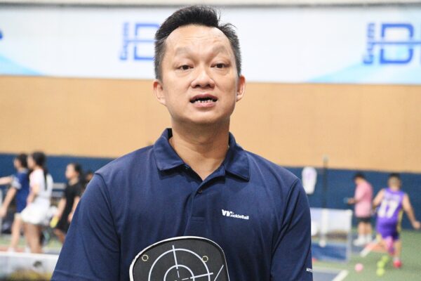 KHỐI HÈ SÔI ĐỘNG VỚI PICKLEBALL: PHỤ HUYNH CHI TRÙM TRỊ GIÁ TRỊ TIỀN TRIỆU CHO CON CHƠI VẬN ĐỘNG