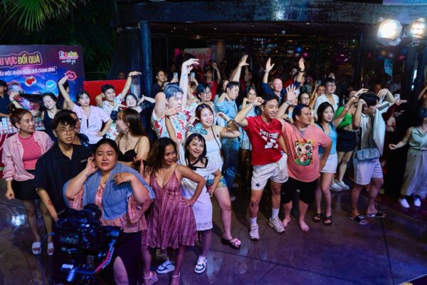 HÀNG TRĂM BẠN TRẺ CHÁY HẾT MÌNH TẠI FICTION POOL PARTY MÙA HÈ 2025 – KHÁM PHÁ CẢM XÚC, TÌNH YÊU VÀ SỨC KHỎE SINH SẢN MỘT CÁCH TỰ NHIÊN!