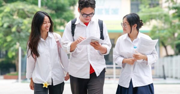 BỨC PHÁ GIỚI HẠN KIẾN THỨC CÙNG GIÁO DỤC THỰC TIỄN CHO TƯƠNG LAI HỌC SINH!