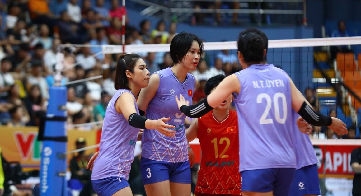 ĐỒI TUYỂN BÓNG CHUYỀN NỮ VIỆT NAM GIÀNH Á QUÂN VTV CUP 2025 – BỨT PHÁ KHỎI GIỚI HẠN!