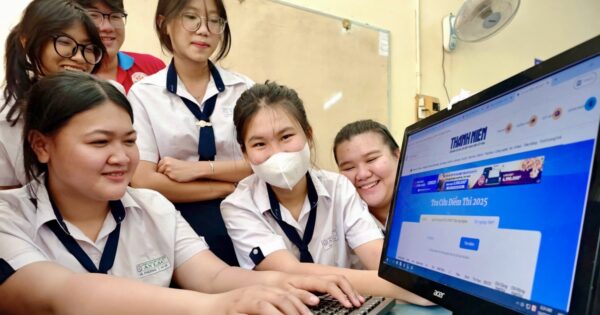 ĐIỂM SÀN XÉT TUYỂN MỚI CÓ GÌ ĐẶC BIỆT, CHỈ CẦN TRUNG BÌNH 5 ĐIỂM MÔN VÀO ĐH!