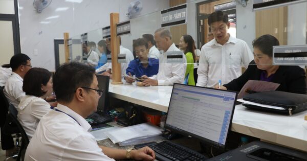 ĐỒNG NAI CHẤN CHỈNH THỦ TỤC, GIẢM BÁN BƯỚC VÀO HÀNH CHÁNH ĐƠN GIẢN HƠN BAO GIỜ!