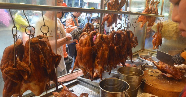 TIỆM VỊT QUAY ĐẠI LỢI NHUẬN GẤP 3-5 LẦN, CÓ NGÀY LÊN ĐẾN TRĂM TRIỆU ĐỒNG