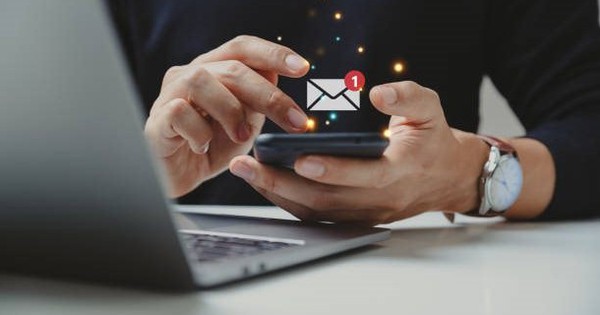 CẢNH BÁO: EMAIL GMAIL VÀ OUTLOOK ĐANG BỤNG BỆNH NHIỀU TỆ PHAI TRÁNH XA!