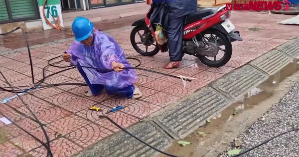 BÃO BUALOI VÀ GIÔNG LỐC GÂY THIÊN TẢI KINH HOÀNG, NINH BÌNH CHIẾN ĐẤU VỚI THẢM HOẠ NHẬN ĐẾN HƠN 9 NGƯỜI CHẾT VÀ HÀNG TRĂM NGÔI NHÀ SẢNH SẬP!