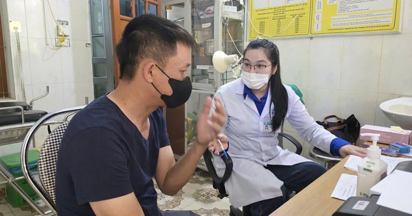 KHÁM VÀ TƯ VẤN MIỄN PHÍ BỆNH VẨY NẾN – BẠN ĐÃ KIỂM TRA SỨC KHỎE DA CỦA MÌNH CHƯA?