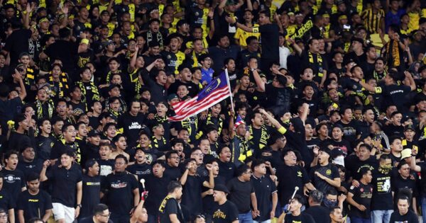 FAM VỤNG VÙNG TRƯỚC GIAN DỐI NHẬP TỊCH, FIFA CÓ THỂ GIỮ NGUYỆT TRONG CHO CƠ HỘI CUỐI CÙNG!