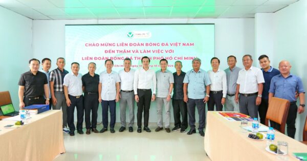 CHUYẾN THĂM ĐẶC BIỆT CỦA LIÊN ĐOÀN BÓNG ĐÁ VIỆT NAM ĐẾN TP.HCM ĐỂ GÌ?
